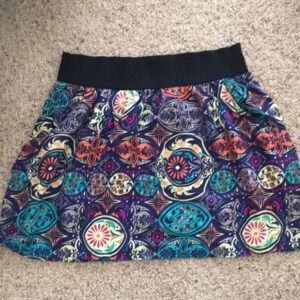 Forever 21 cute spring summer skirt size small